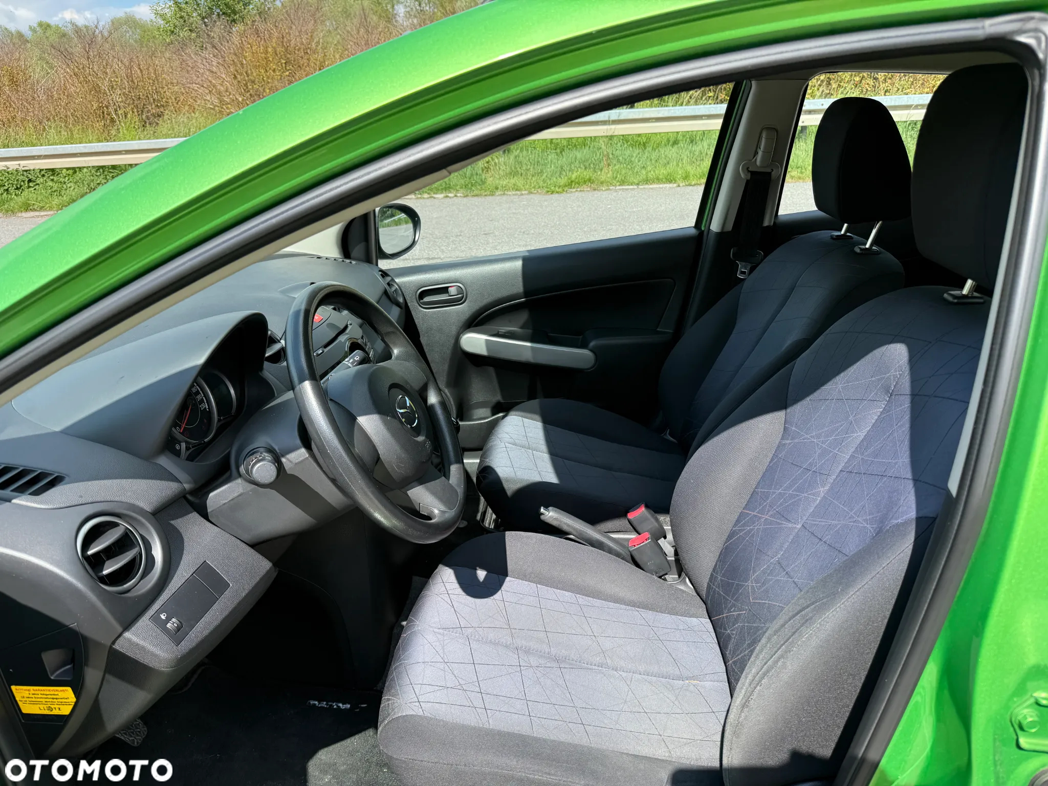 Mazda 2 1.3 Comfort - 12