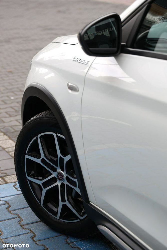 Fiat Tipo - 12