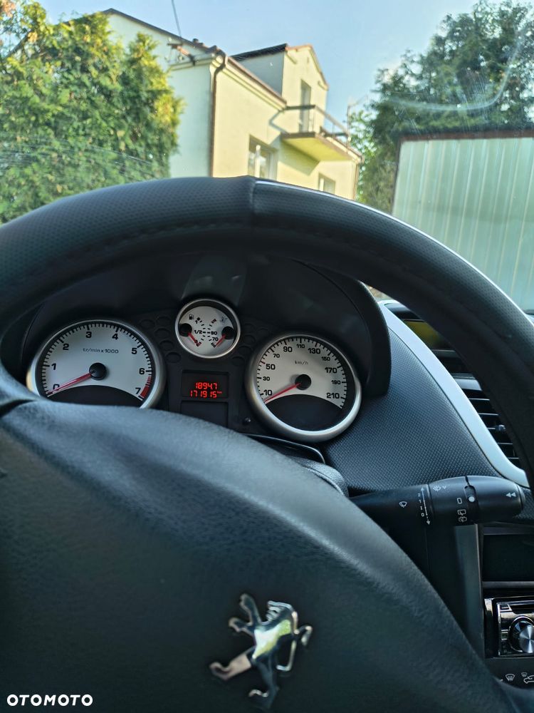 Peugeot 207 1.4 16V Presence - 8