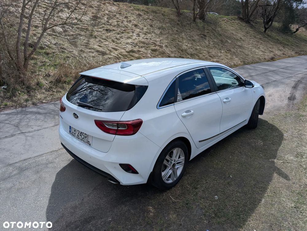 Kia Ceed 1.5 T-GDI M DCT - 4