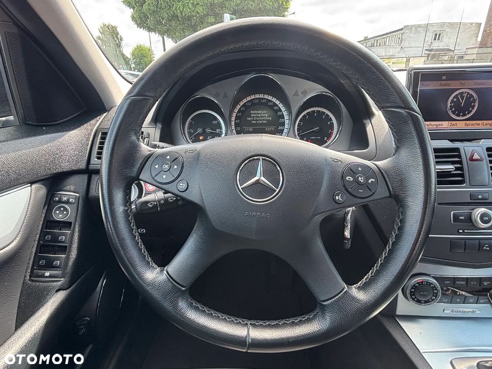 Mercedes-Benz Klasa C - 16
