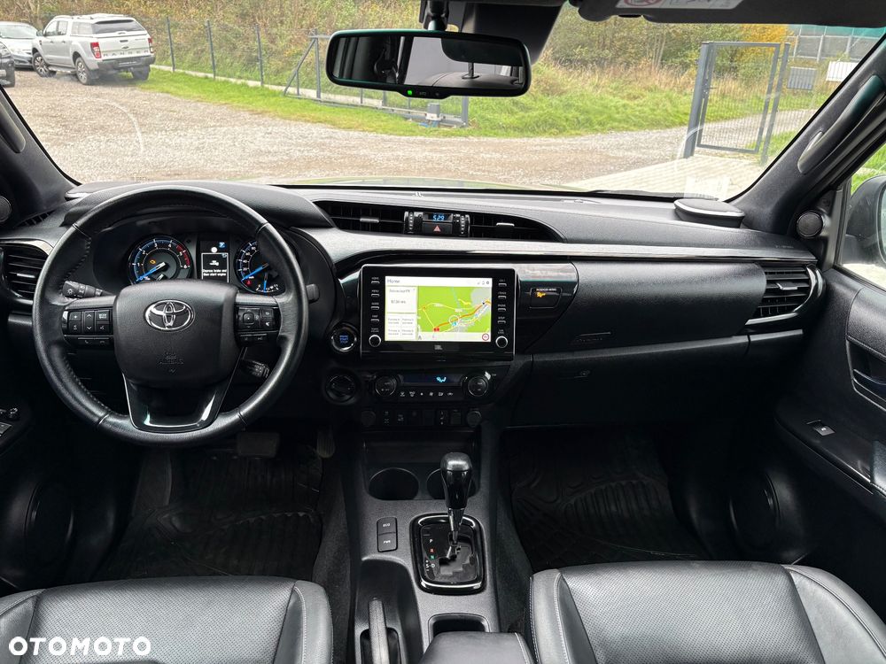 Toyota Hilux 2.8 D-4D Double Cab SR5 4x4 - 8