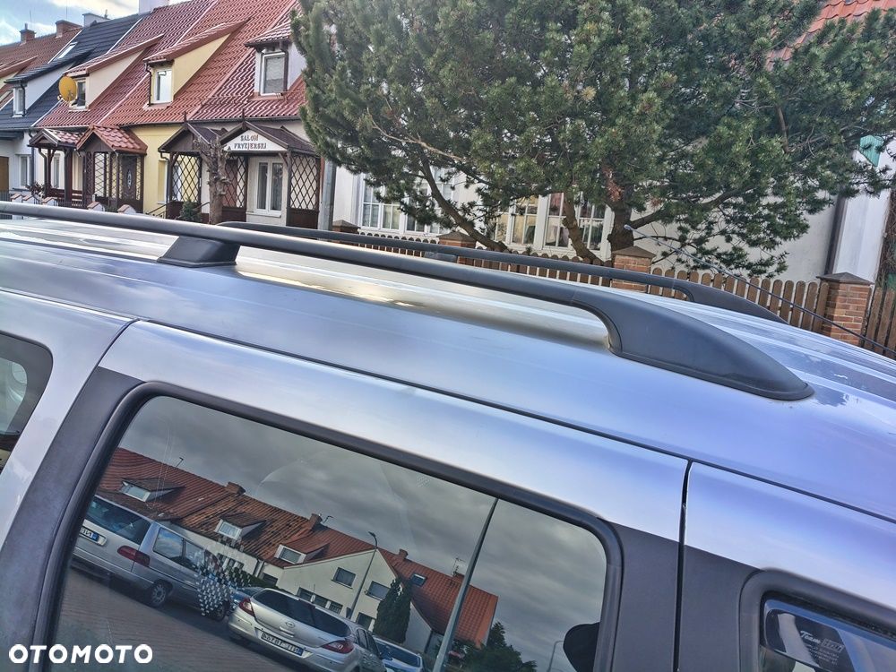 Dacia Logan 1.6 16V Laureate - 13