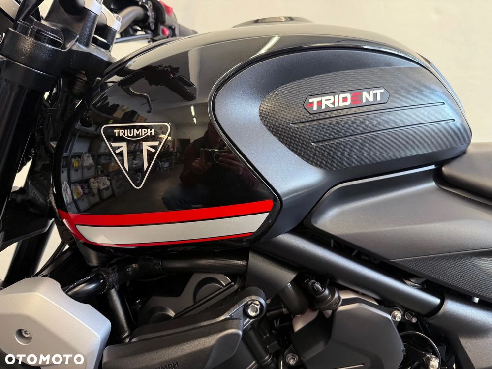 Triumph Trident - 21