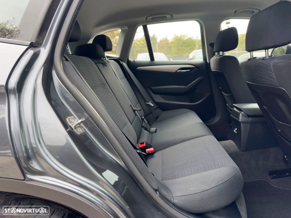 BMW X1 sDrive18d - 23