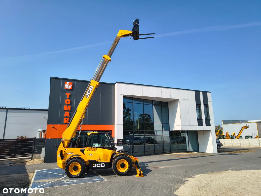 JCB 540-140 2023R klimatyzacja - 9