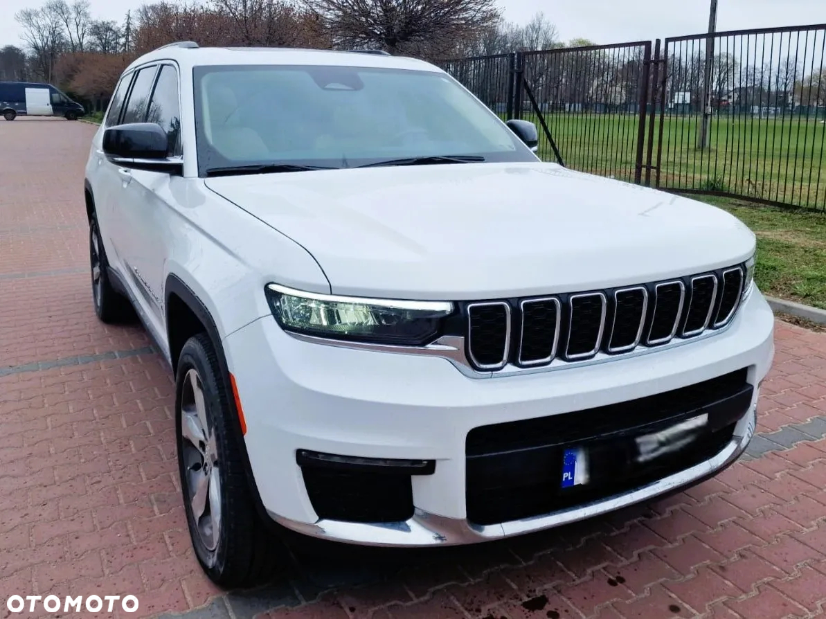 Jeep Grand Cherokee - 13
