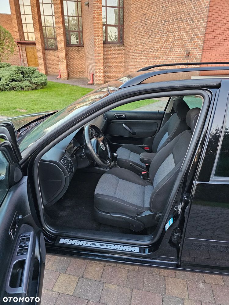 Volkswagen Golf 1.9 TDI Comfortline - 19