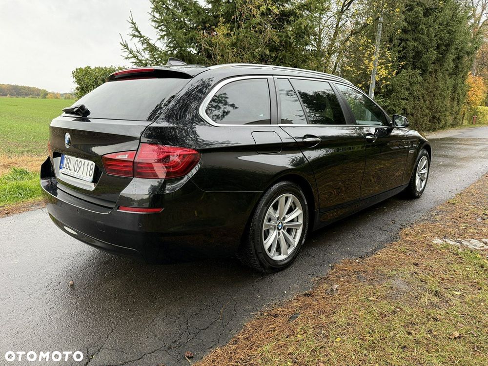 BMW Seria 5 520d Touring - 4