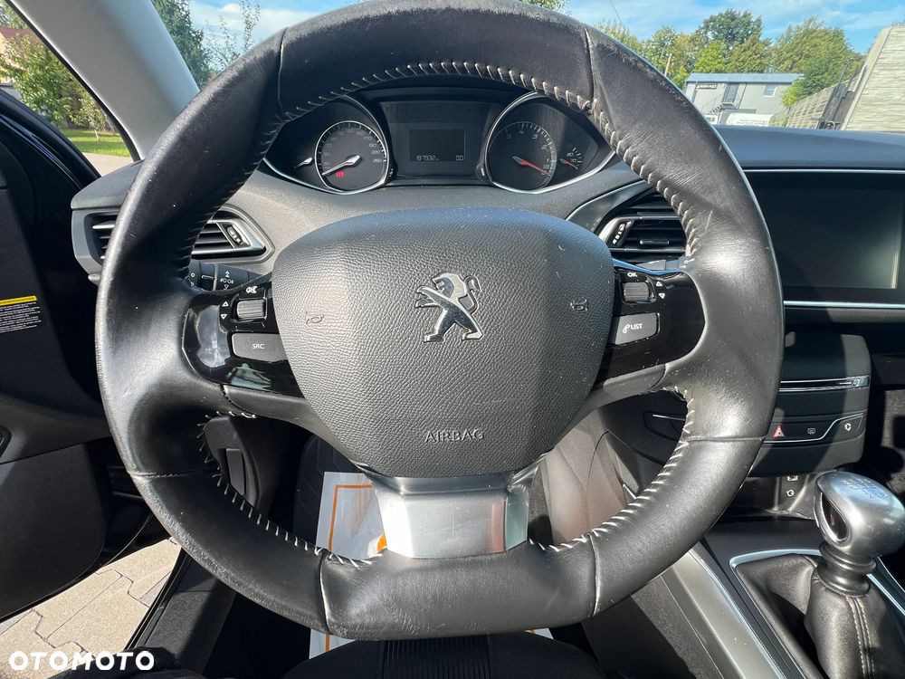 Peugeot 308 125 THP Active - 21