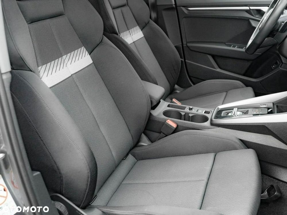 Audi A3 Limousine 35 TFSI S tronic S line - 32