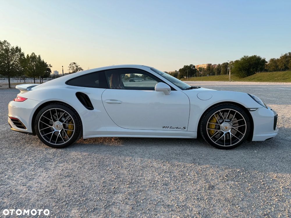 Porsche 911 - 17