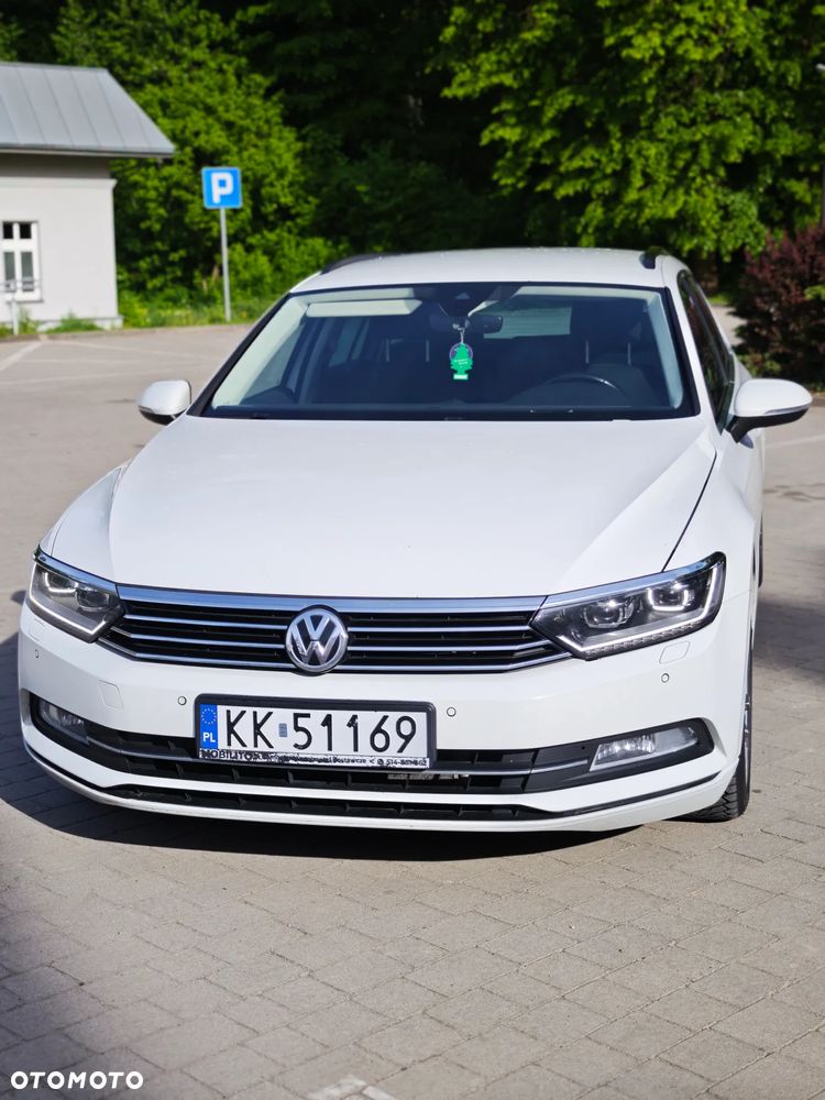 Volkswagen Passat 2.0 TDI SCR DSG Comfortline - 3