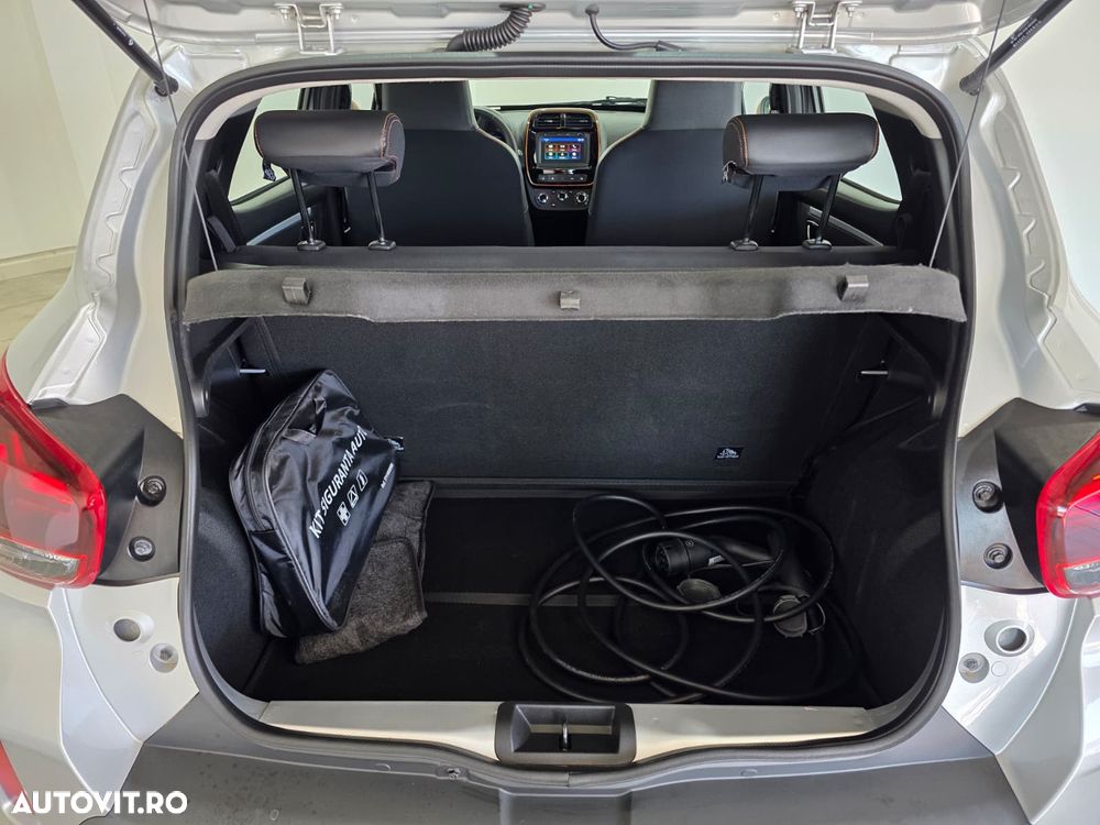 Dacia Spring Expression - 14