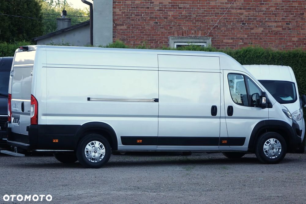 Peugeot Boxer 3-osobowy L4H2 najdłuższy - 4