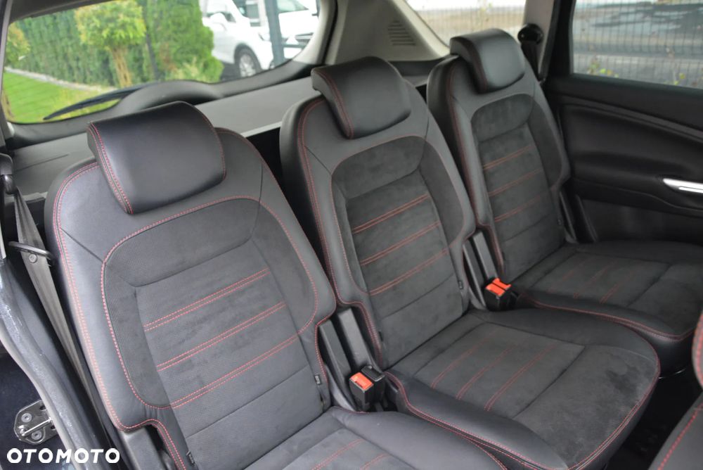 Ford S-Max 2.0 TDCi DPF Titanium X - 34