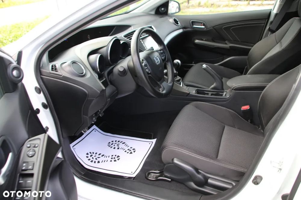 Honda Civic Tourer 1.8 i-VTEC Style Edition - 21