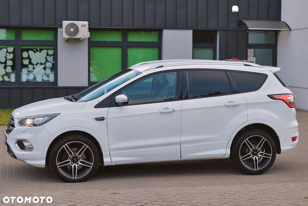 Ford Kuga 2.0 TDCi AWD ST-Line - 4