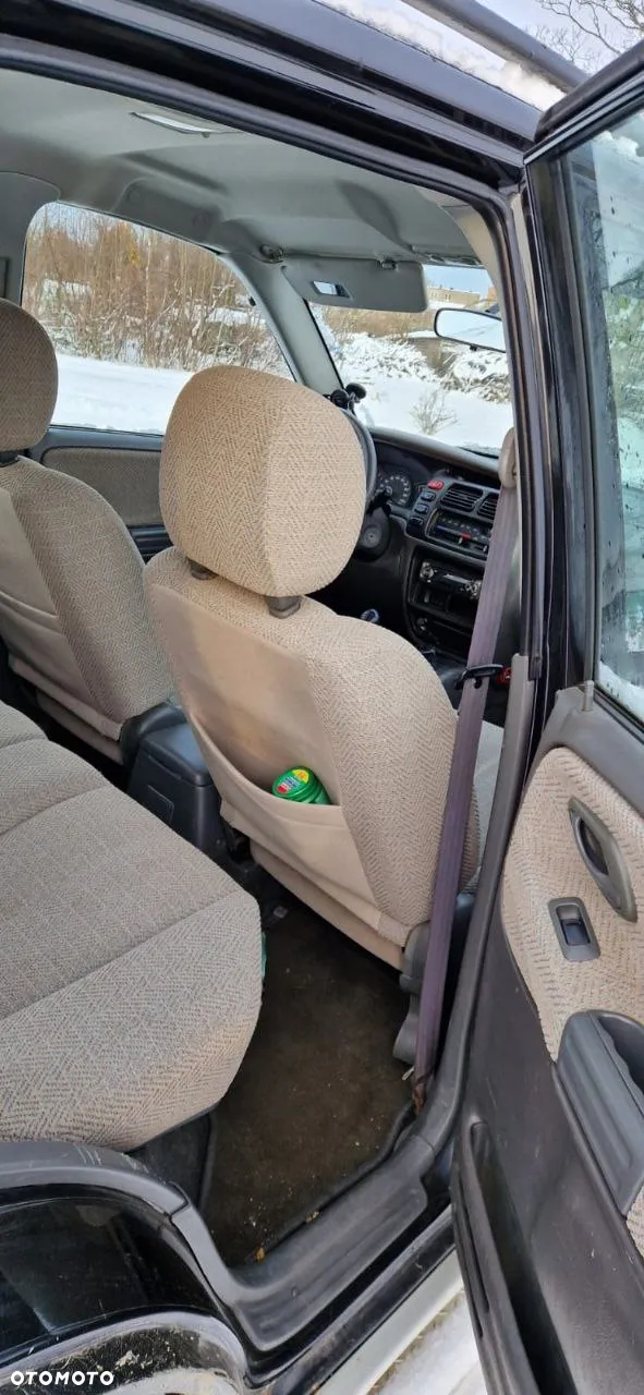 Suzuki Grand Vitara 2.5 V6 - 5