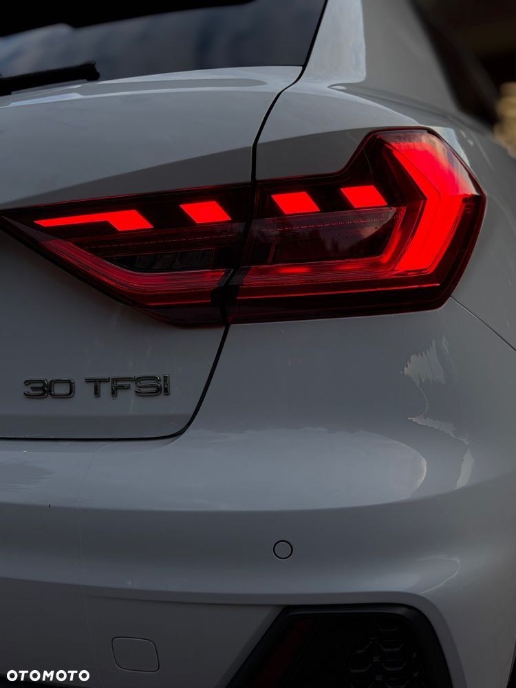 Audi A1 Sportback 30 TFSI S-Line S-tronic - 15