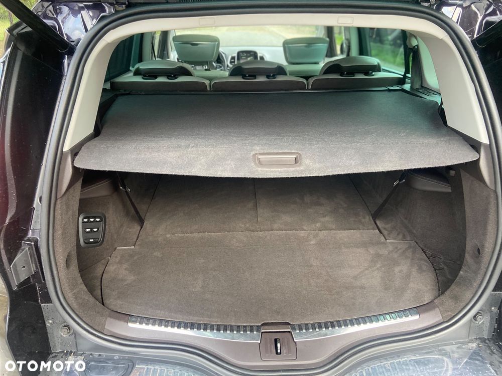 Renault Espace 1.6 dCi Energy Initiale Paris EDC 7os - 18