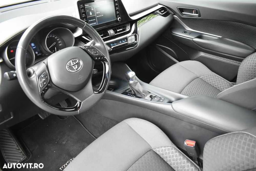 Toyota C-HR - 7
