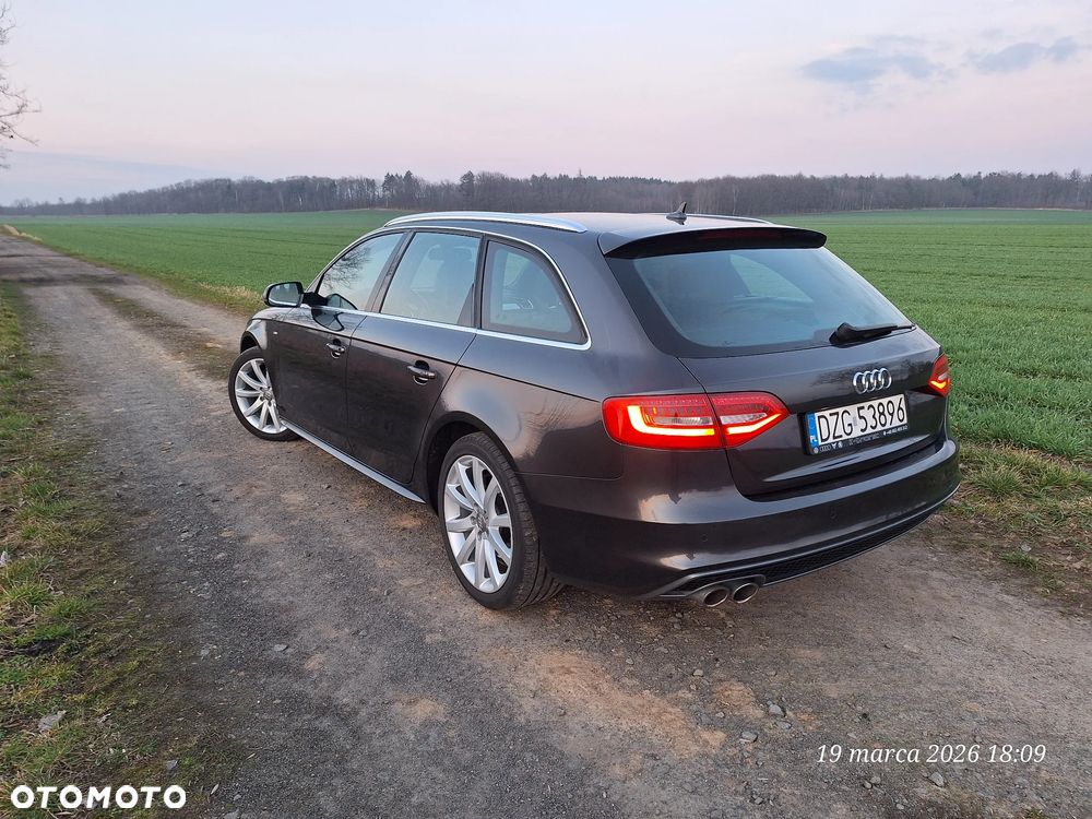 Audi A4 Avant 2.0 TDI DPF S line Sportpaket - 3