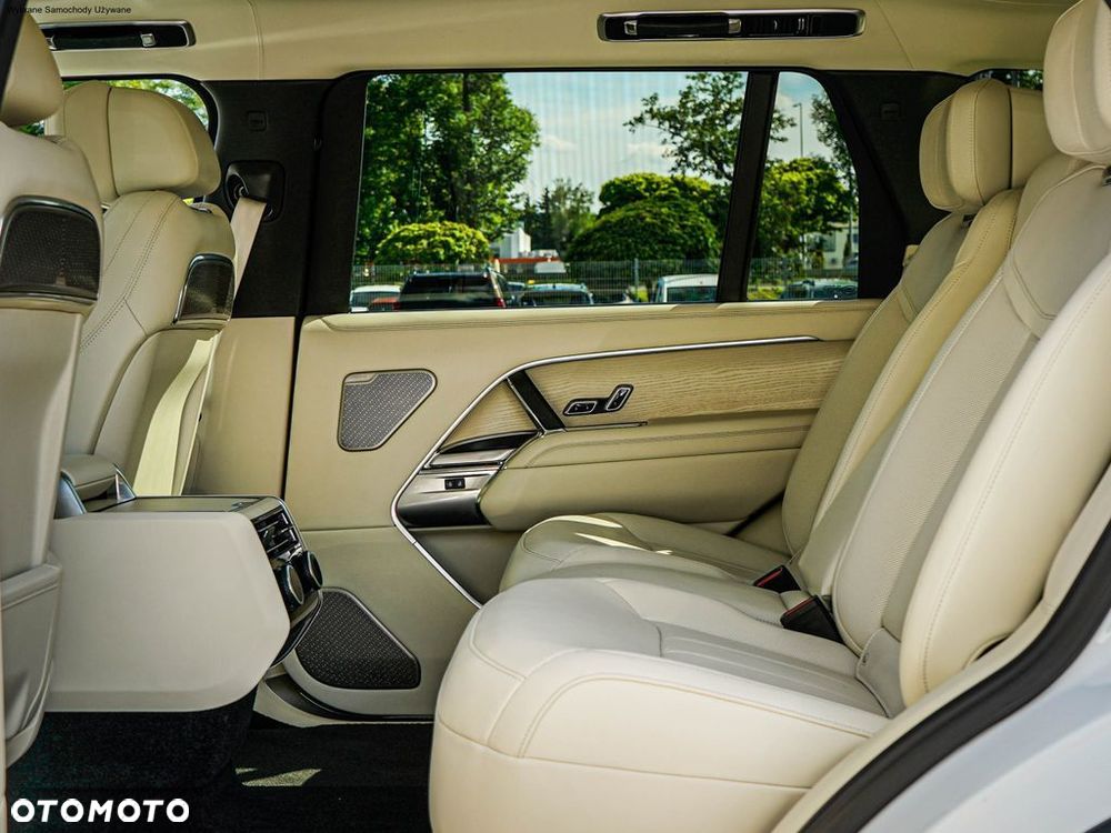 Land Rover Range Rover 4.4 V8 P530 mHEV LWB Autobiography - 35