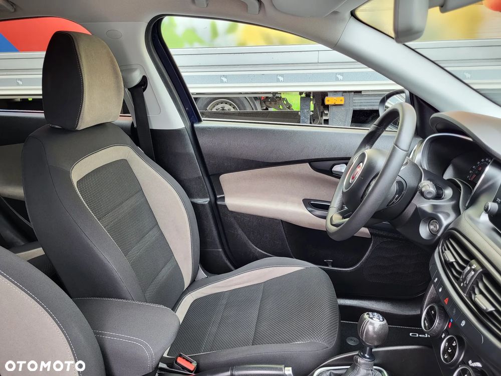 Fiat Tipo 1.4 T-Jet Lounge - 34