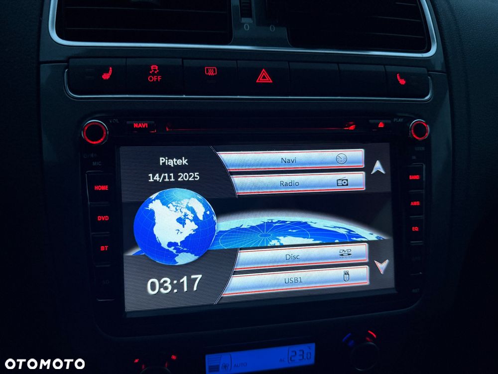 Volkswagen Polo 1.6 TDI Highline - 9