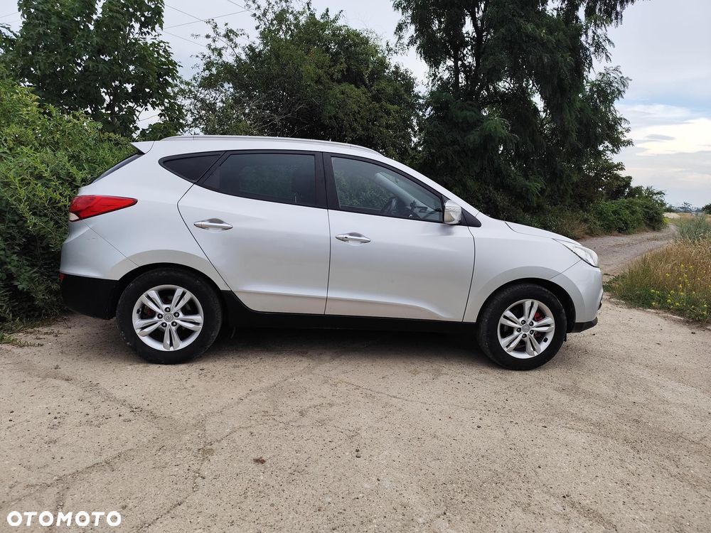 Hyundai ix35 2.0 CRDi 4WD Automatik Premium - 18
