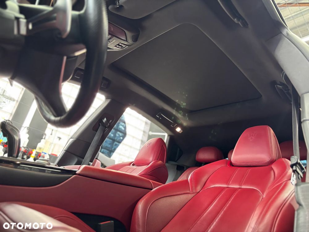 Maserati Levante S Q4 GranSport - 26