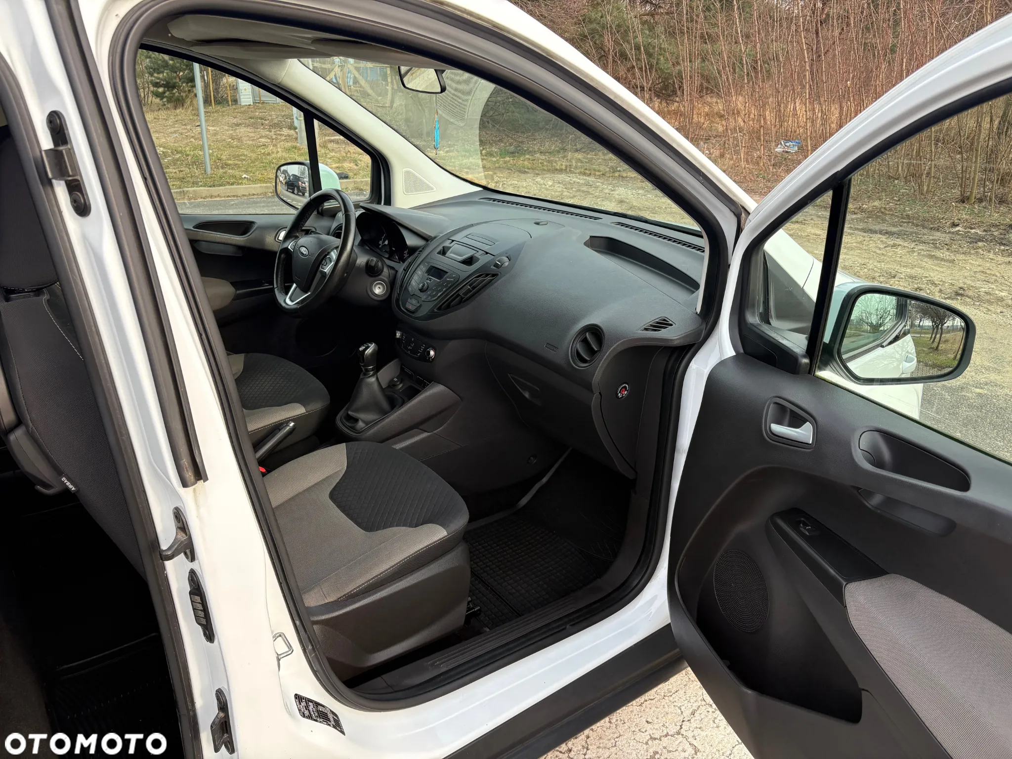 Ford Tourneo Courier 1.5 TDCi S&S Sport - 10