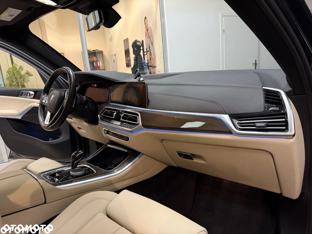 BMW X5 xDrive45e xLine - 33