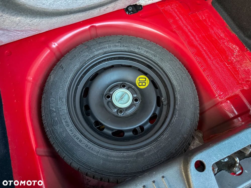 Ford Fiesta 1.25 SYNC Edition - 32