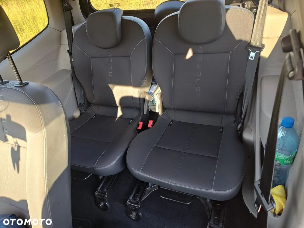 Renault Twingo 1.2 16V Night & Day - 9