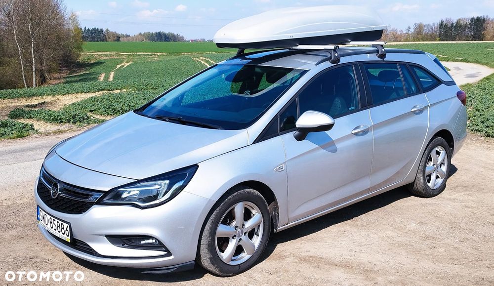 Opel Astra 1.6 D (CDTI) Start/Stop Dynamic - 2