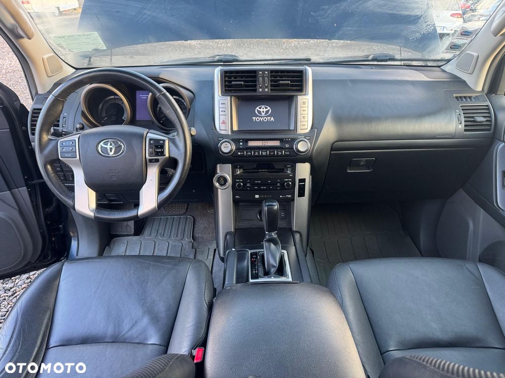 Toyota Land Cruiser 3.0 D-4D Automatik 60th Anniversary - 19