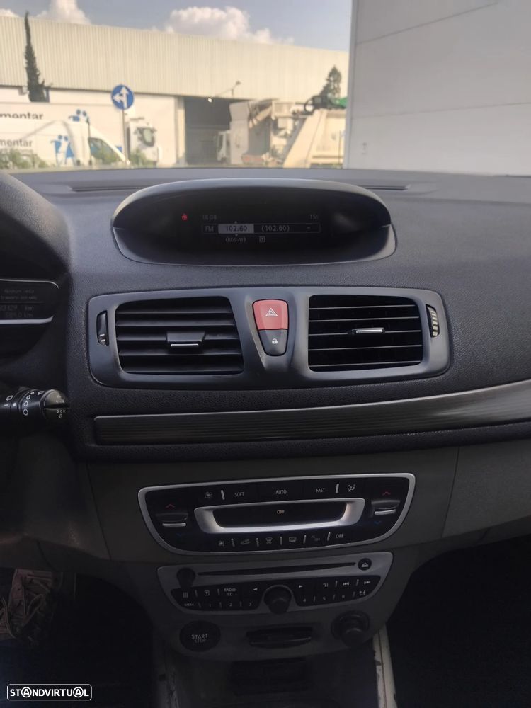 Renault Mégane Sport Tourer - 5