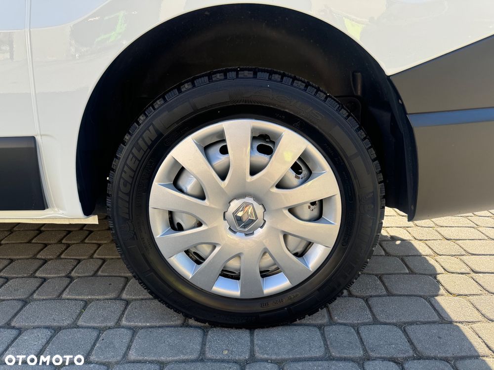 Renault Trafic - 15