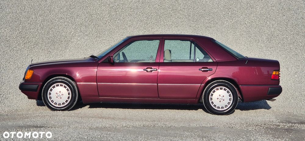 Mercedes-Benz W124 (1984-1993) - 1