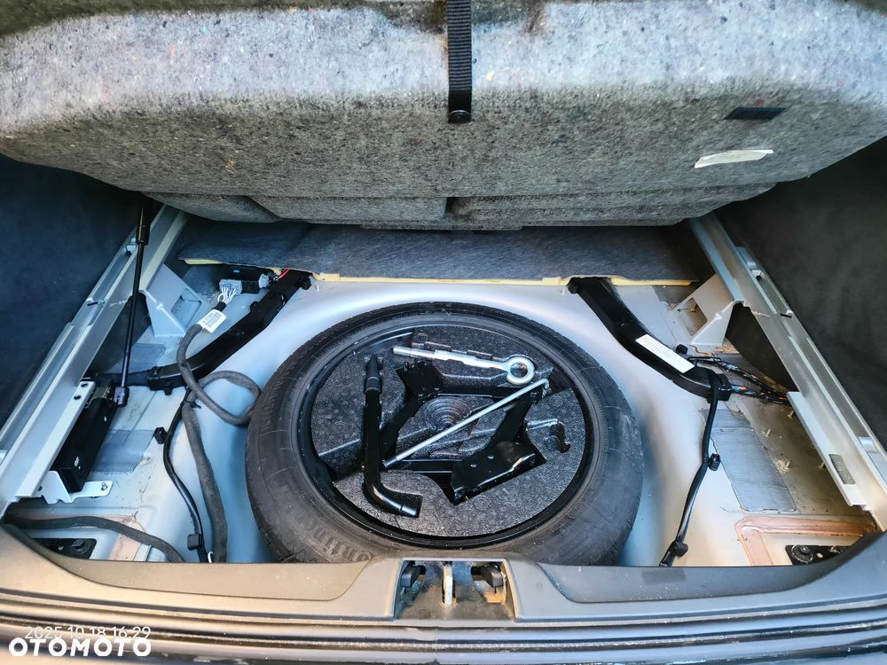 Volvo XC 70 D3 Momentum - 16