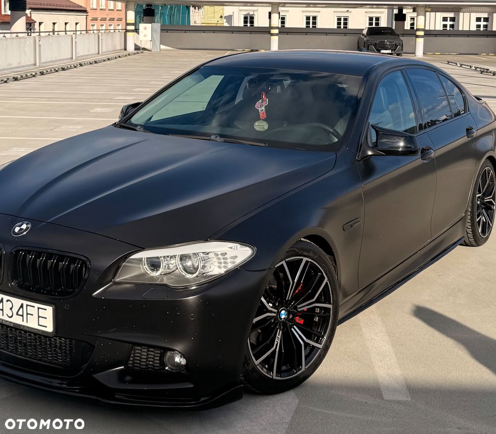 BMW Seria 5 523i - 21