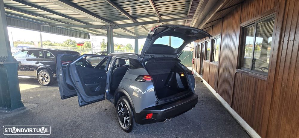 Peugeot 2008 1.2 Hybrid GT e-DCS6 - 32