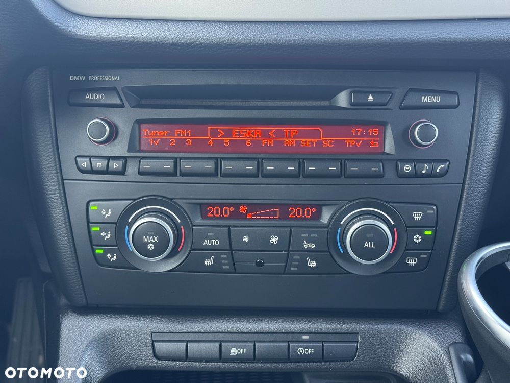 BMW X1 sDrive20i - 22