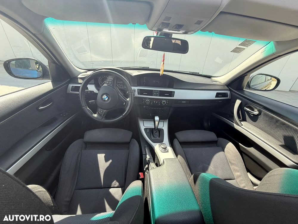BMW Seria 3 320d - 11