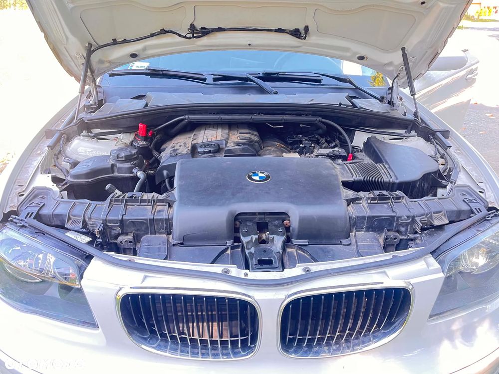 BMW Seria 1 120i - 15