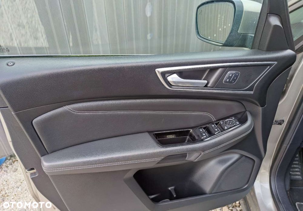 Ford S-Max 2.0 TDCi Titanium - 17
