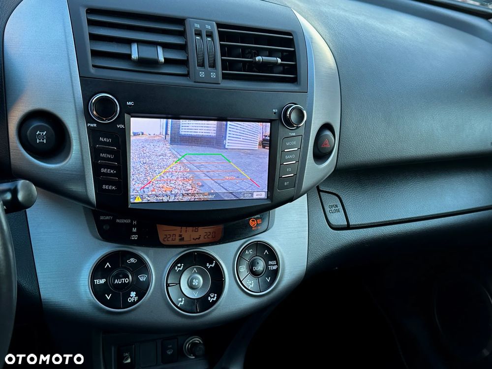 Toyota RAV4 2.0 VVT-i Sol - 15