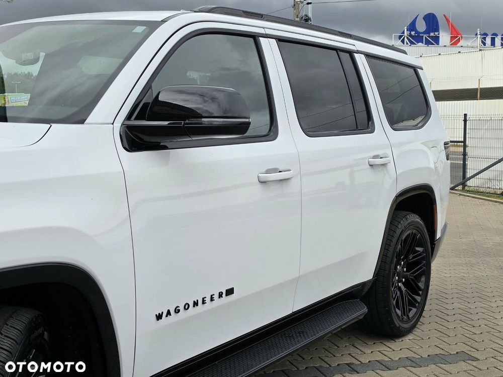 Jeep Wagoneer 2023 photo 2